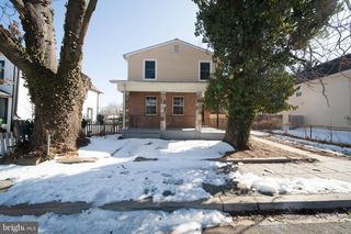 1061 48TH PL NE, Washington, DC 20019