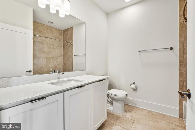 11300 EMERALD PARK RD, Potomac, MD 20854