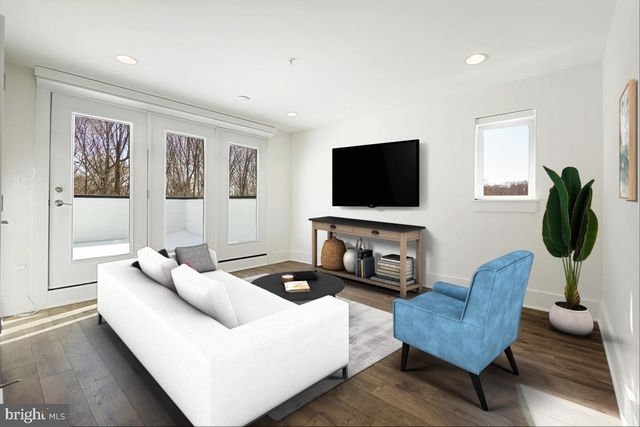 11300 EMERALD PARK RD, Potomac, MD 20854