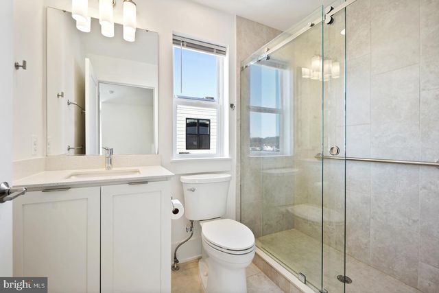 11300 EMERALD PARK RD, Potomac, MD 20854