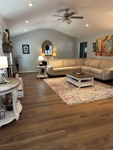 202 Turkey Trot Court, Jacksonville, AR 72076