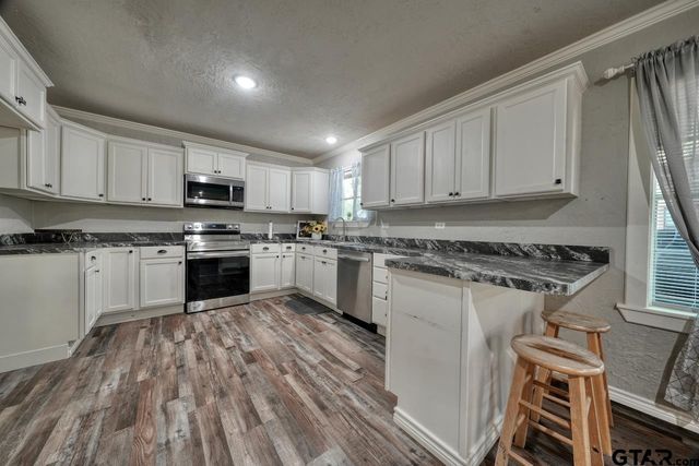 508 N Tyler St, Big Sandy, TX 75755