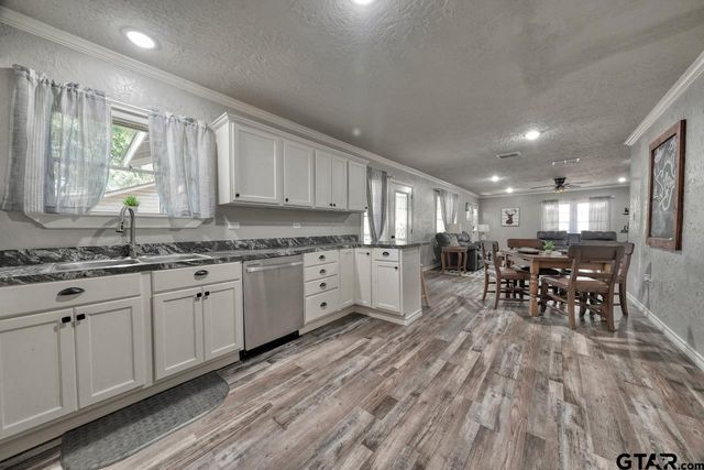 508 N Tyler St, Big Sandy, TX 75755