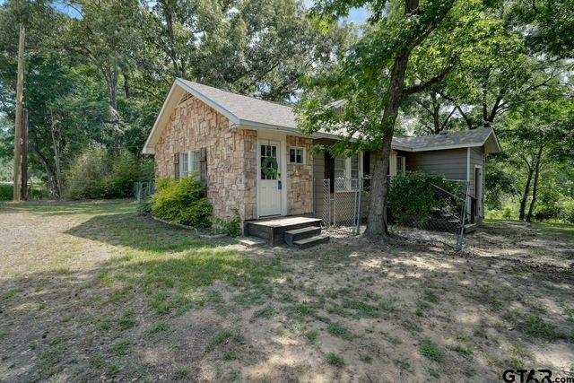 508 N Tyler St, Big Sandy, TX 75755
