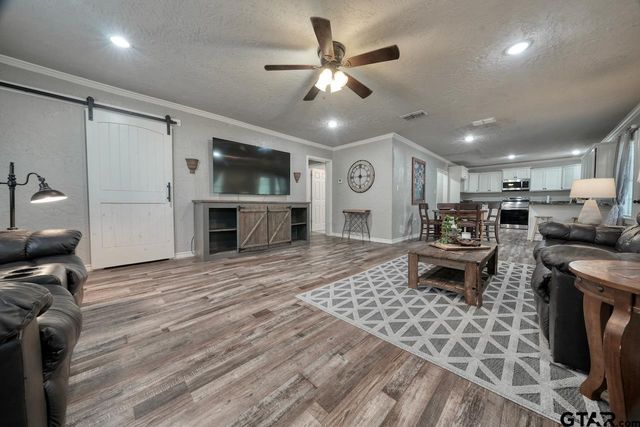 508 N Tyler St, Big Sandy, TX 75755