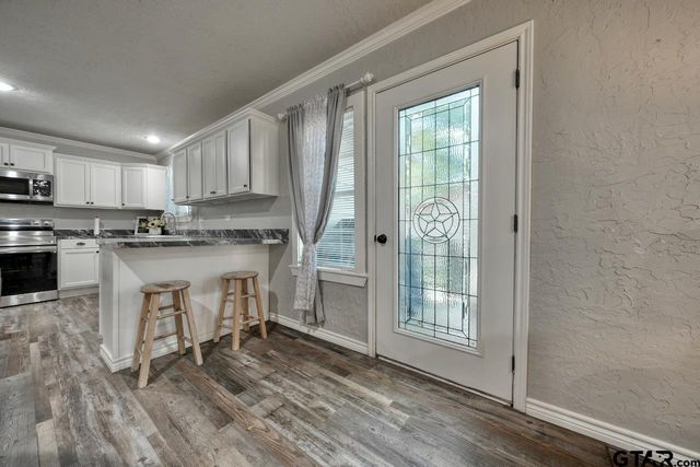 508 N Tyler St, Big Sandy, TX 75755
