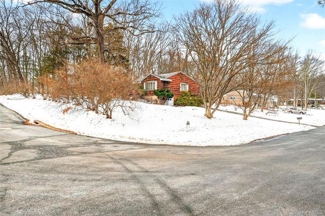 4 Keim Drive, Pomona, NY 10970