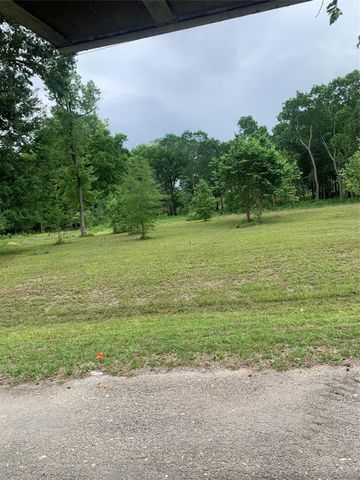 908 County Road 4923, Dayton, TX 77535