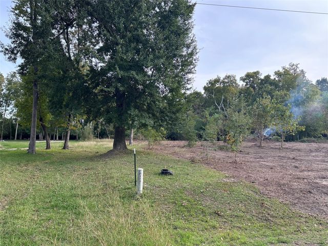 908 County Road 4923, Dayton, TX 77535