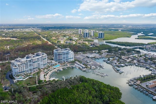 13675 Vanderbilt DR 1105, Naples, FL 34110