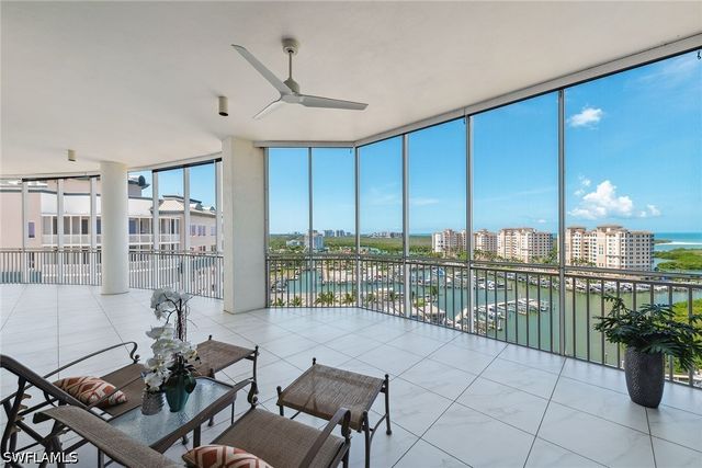 13675 Vanderbilt DR 1105, Naples, FL 34110