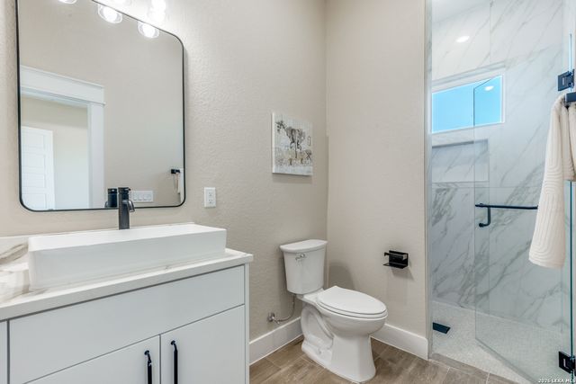 139 Sunset, La Vernia, TX 78121