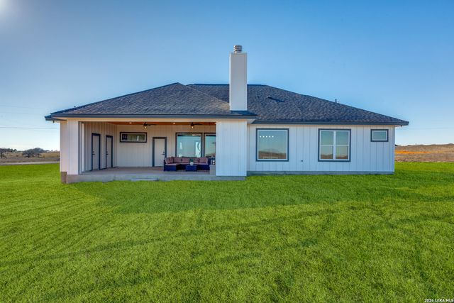 139 Sunset, La Vernia, TX 78121