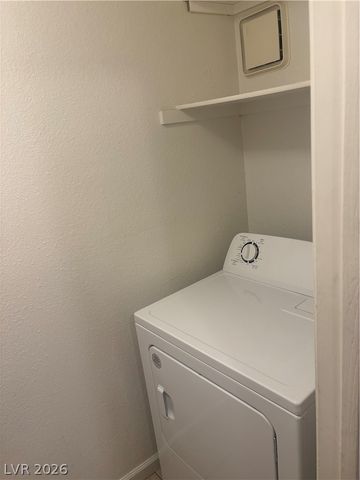 220 Mission Newport Lane 201, Las Vegas, NV 89107