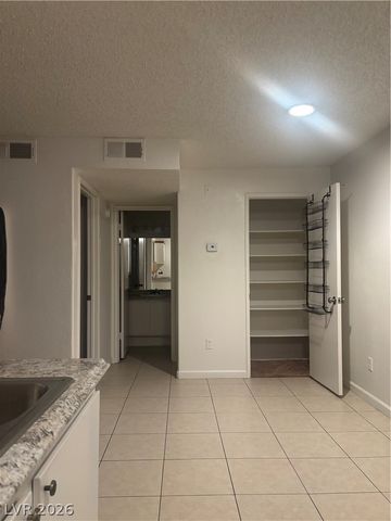 220 Mission Newport Lane 201, Las Vegas, NV 89107