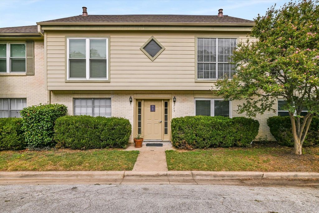 745 E Oltorf ST E 201, Austin, TX 78704