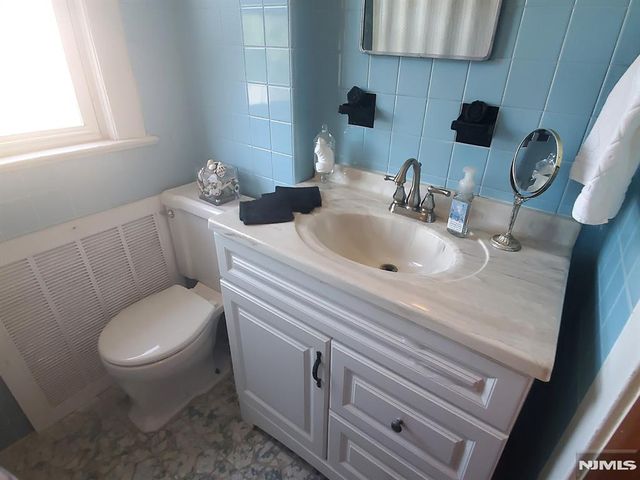 33 Garden Avenue, Belleville, NJ 07109