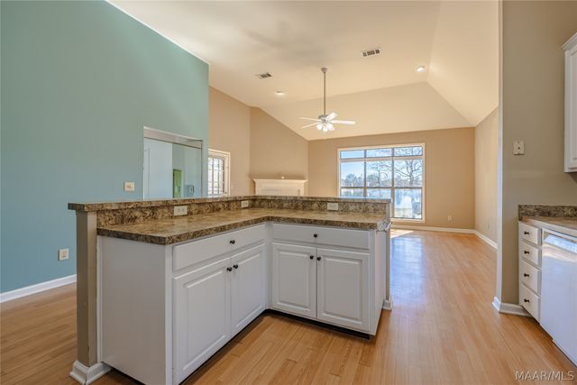 7248 Waters Edge ., Montgomery, AL 36117