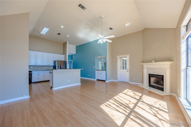 7248 Waters Edge ., Montgomery, AL 36117