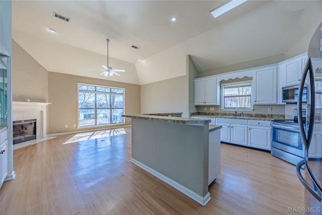 7248 Waters Edge ., Montgomery, AL 36117