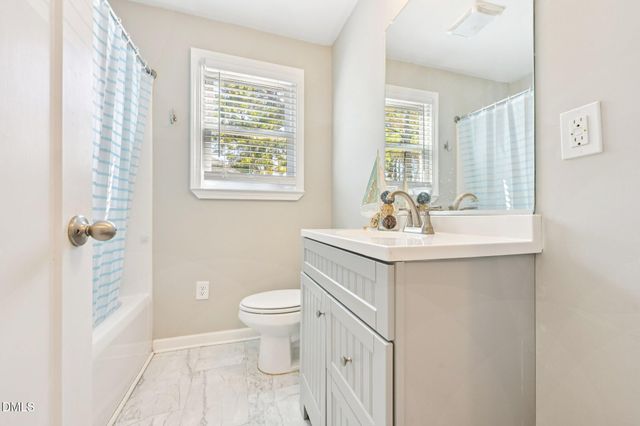 712 Fairground Road, Dunn, NC 28334