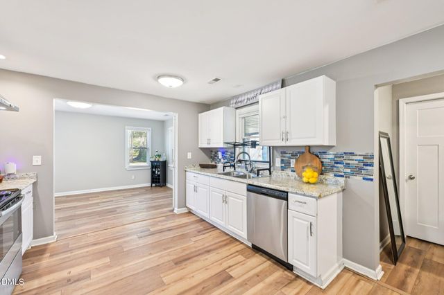 712 Fairground Road, Dunn, NC 28334