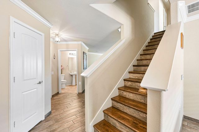 7229 Outfitter DR, Austin, TX 78744