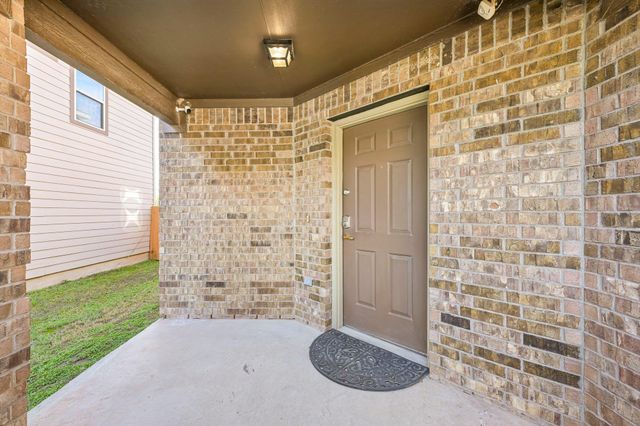 7229 Outfitter DR, Austin, TX 78744