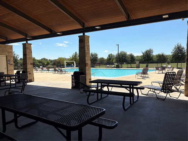 7229 Outfitter DR, Austin, TX 78744
