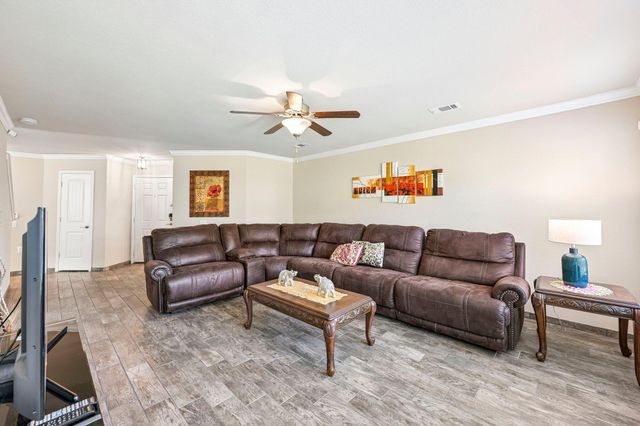 7229 Outfitter DR, Austin, TX 78744