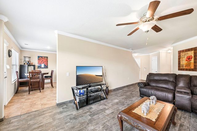 7229 Outfitter DR, Austin, TX 78744