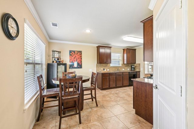 7229 Outfitter DR, Austin, TX 78744