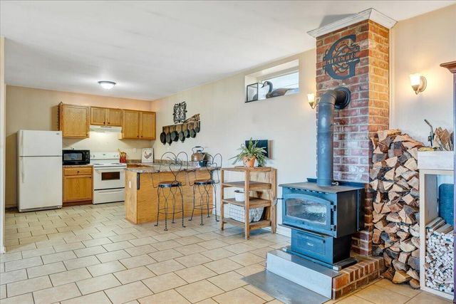 50 Doe Valley DR, Copper Hill, VA 24079