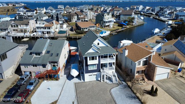 24 Rochester Drive, Brick, NJ 08723