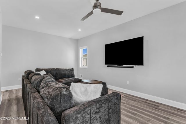 24 Rochester Drive, Brick, NJ 08723