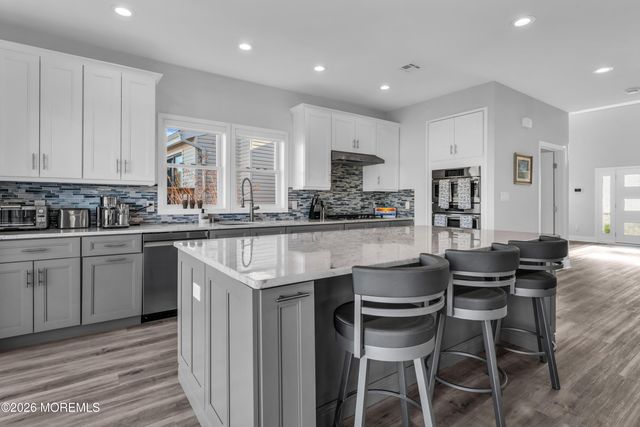 24 Rochester Drive, Brick, NJ 08723