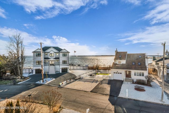 24 Rochester Drive, Brick, NJ 08723