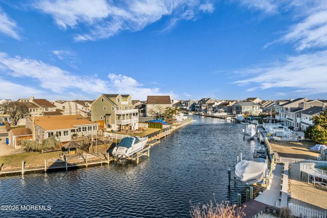 24 Rochester Drive, Brick, NJ 08723