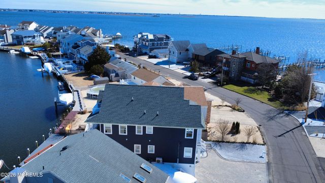 24 Rochester Drive, Brick, NJ 08723