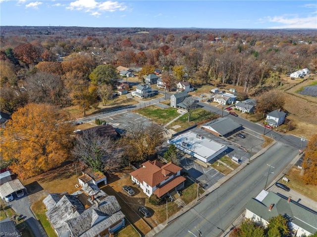 122 N Main Street, Reidsville, NC 27320