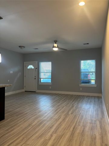 339 Owens Street A, Houston, TX 77029