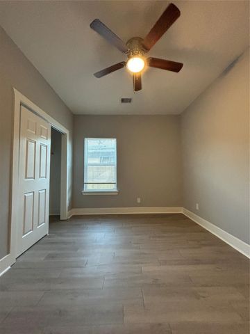 339 Owens Street A, Houston, TX 77029