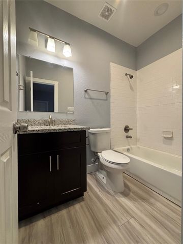 339 Owens Street A, Houston, TX 77029