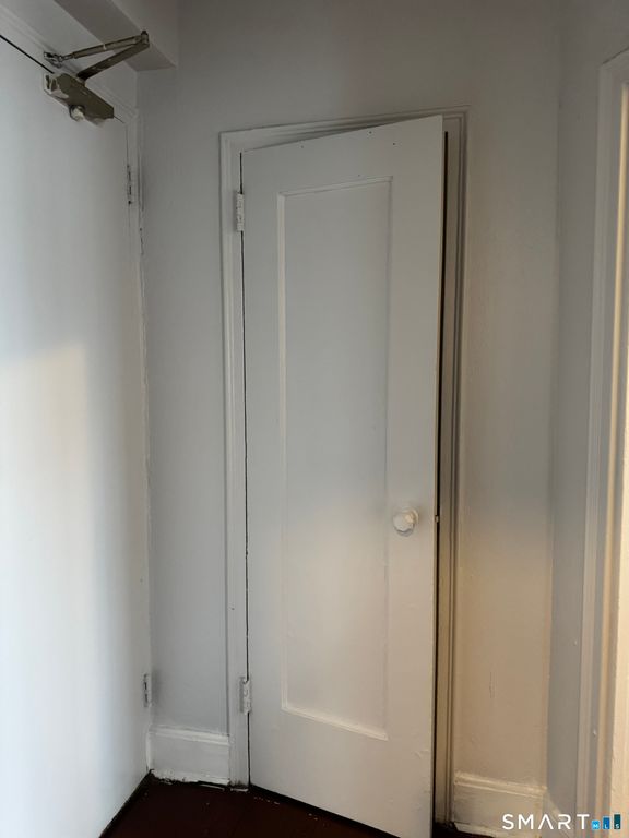 144 Grove Street 208, Waterbury, CT 06710