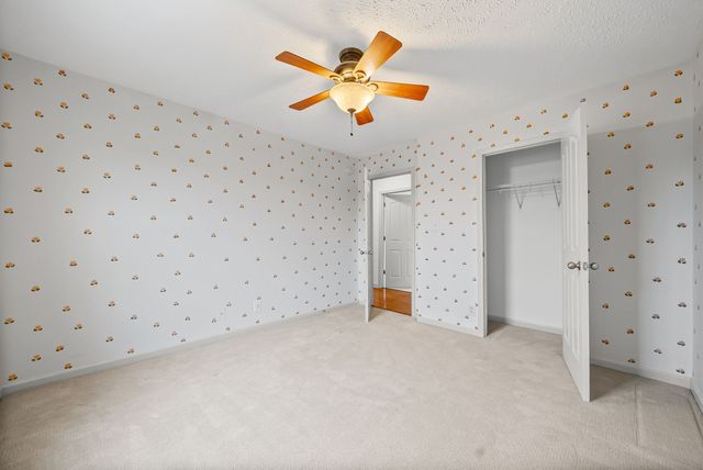 55 West Dr, Clarksville, TN 37040