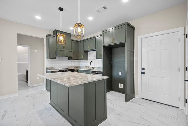 14815 Joan Drive, Mabelvale, AR 72103