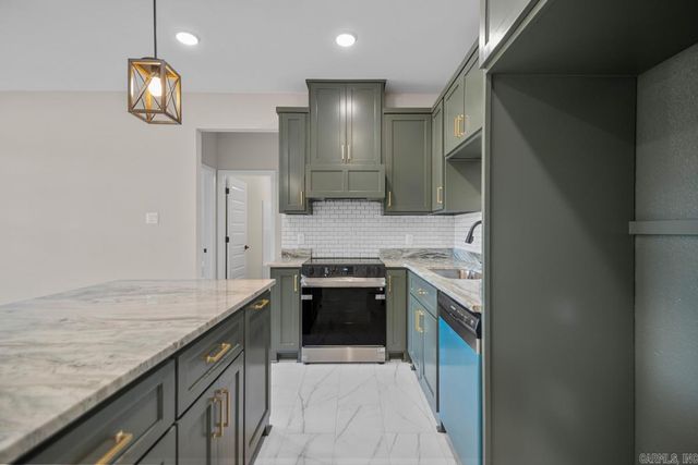 14815 Joan Drive, Mabelvale, AR 72103