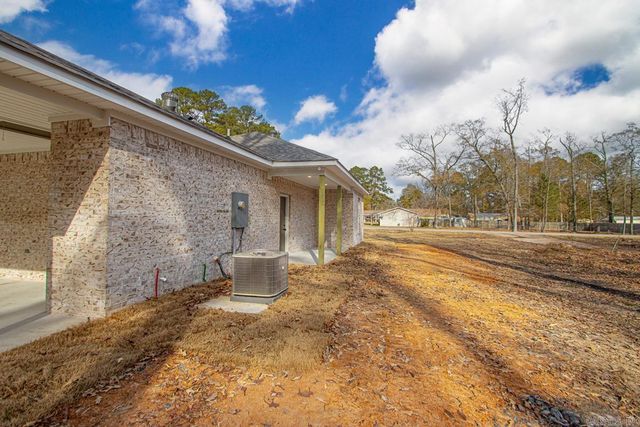 14815 Joan Drive, Mabelvale, AR 72103