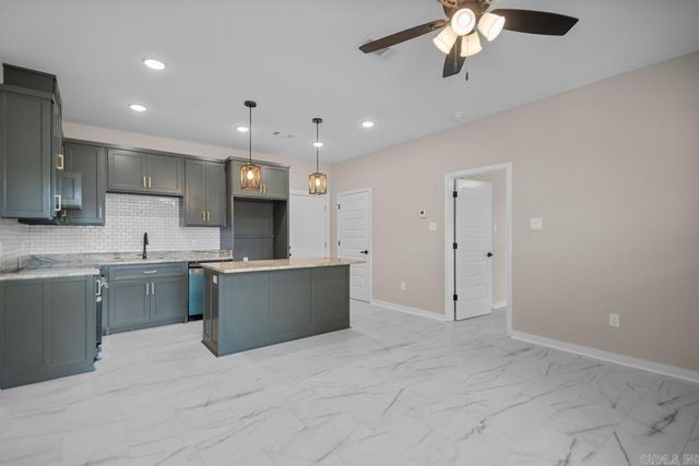 14815 Joan Drive, Mabelvale, AR 72103