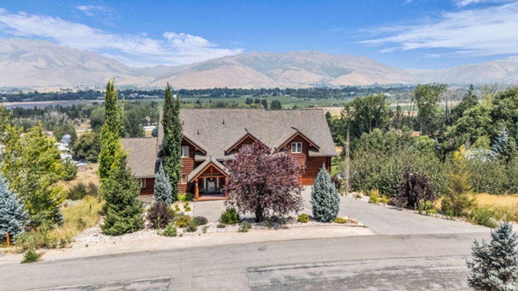 6704 E 1100 S, Huntsville, UT 84317 — photo 2